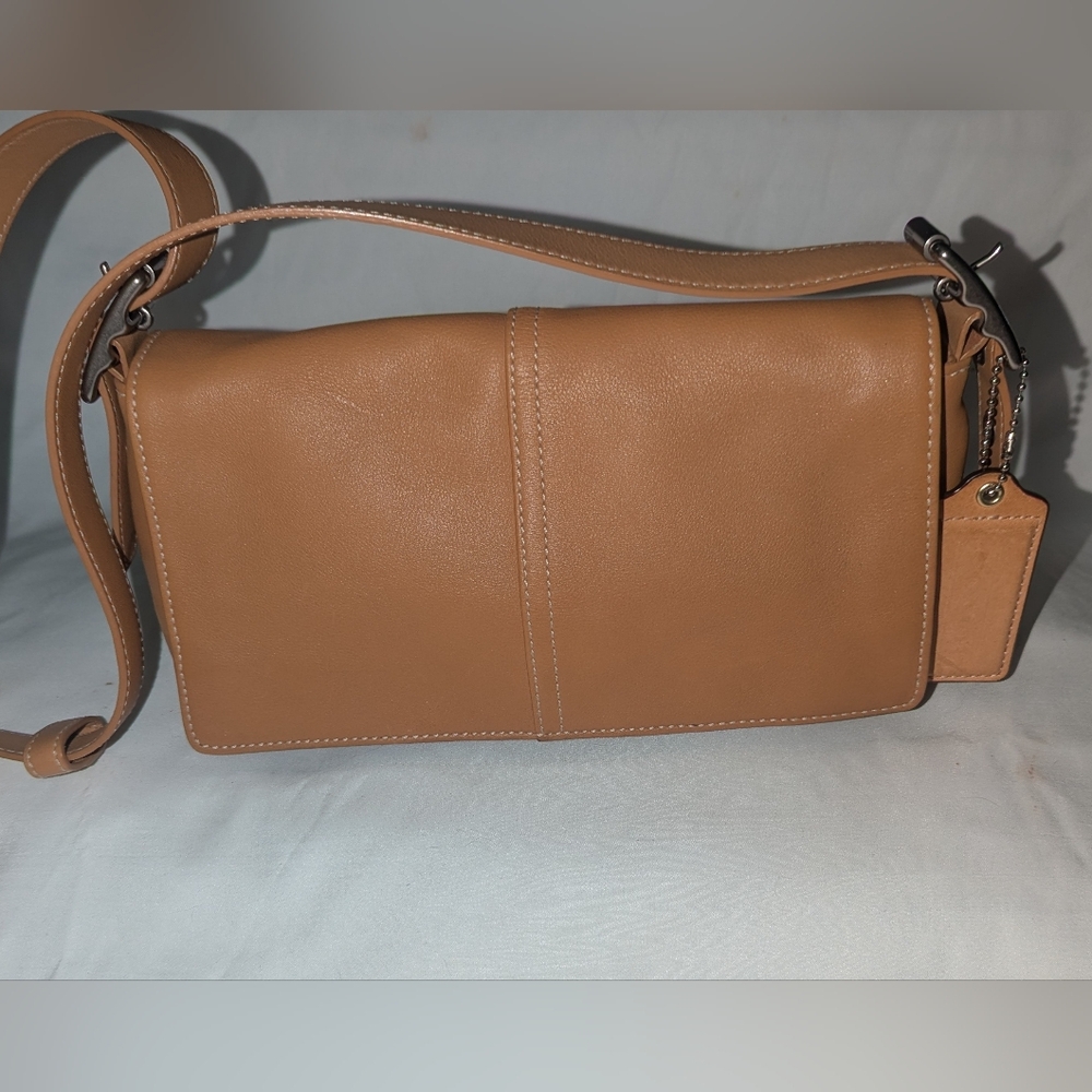 Vintage Y2K Coach Soho Flap Leather Crossbody. 9848